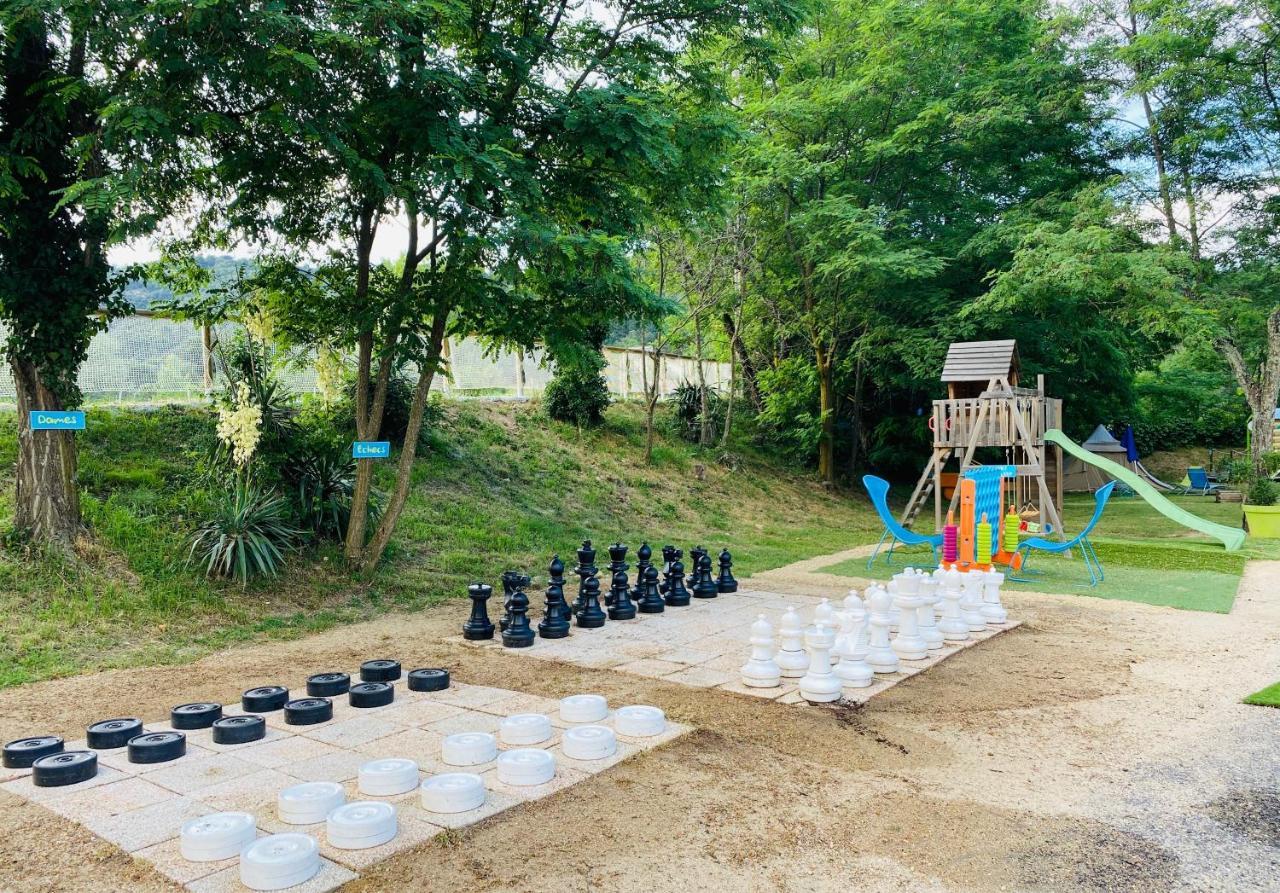 Camping Paradis Family Des Issoux Lalevade-dʼArdèche Bagian luar foto